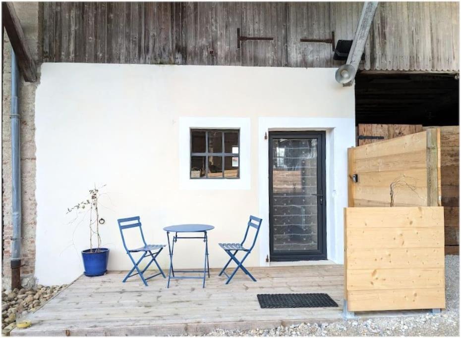 Logement - Studio Independant A Pérouges Eksteriør billede